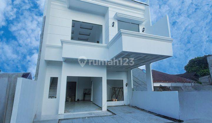 Town House Mewah Dekat Pintu Toll Sawangan Depok 1