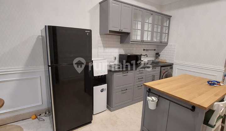 Apartment Residence 8 1 BR Fully Furnished Bagus 2