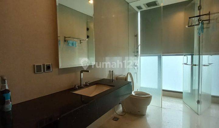 Apartement Kemang Village 3 BR Furnished Double Private Lift 2