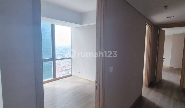 Apartment Holland Village 3 BR Unfurnished High Floor For Sale 2