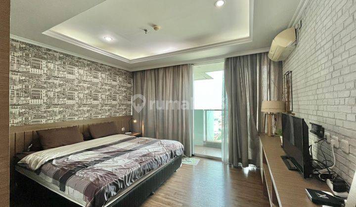Studio Apartment Kemang Village High Floor Fully Furnished 1