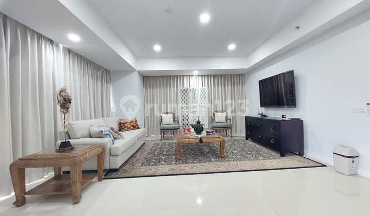 Kemang Village Apartment 2BR Private Elevator Pet Friendly 2