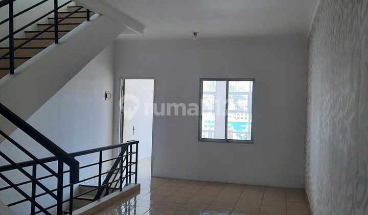 Ruko 3 lantai siap pakai  di Sektor  3