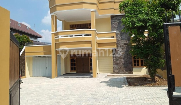 Large House Center City Bandar Lampung Large House Center City Bandar Lampung