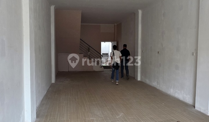 Adjacent Shop House Adjacent Shop House