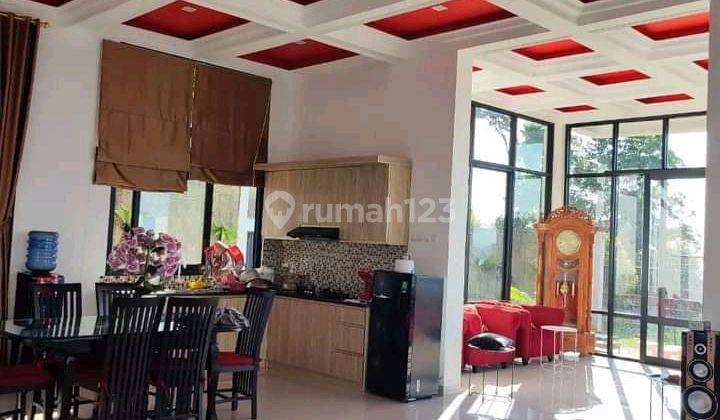 Rins villa view pesawahan dan gunung megamendung puncak bogor 2