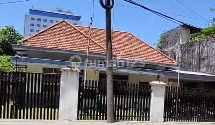 Rumah Vintage Cocok Segala Usaha di Embong Sawo Dekat Hokky Supermaket, Tunjungan, Panglima Sudirman