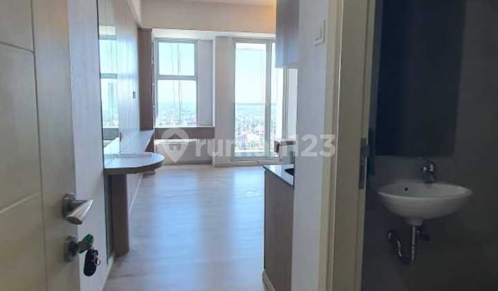 Cheap Poll Already Semi-Furnished Interior Ready to Negotiate Need Fast Studio Apartment Anderson Access Pakuwon Mall Near Graha Famil Cheap Poll Already Semi-Furnished Interior Ready to Negotiate Need Fast Studio Apartment Anderson Access Pakuwon Mall Near Graha Famil