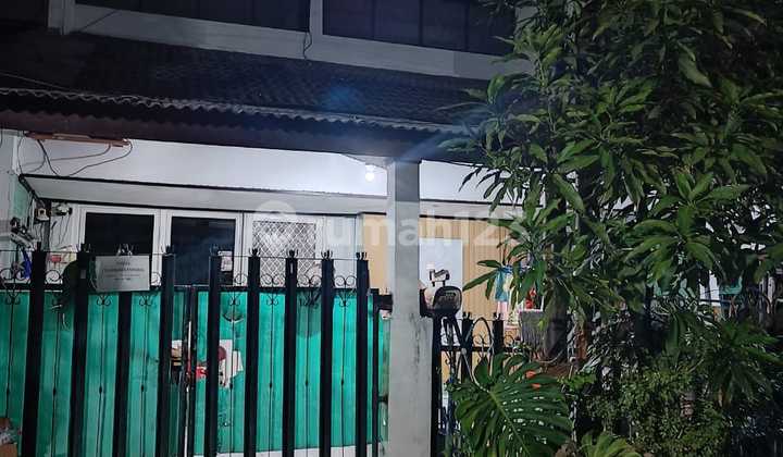 Old Mulyosari House Ready for Negotiation Near ITS Kenjeran Pakuwon City