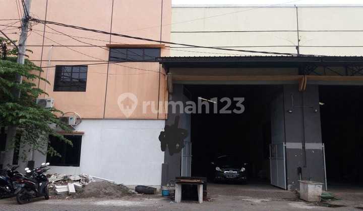 Tritan Jemundo Warehouse, Taman Sidoarjo Near Toll Gate