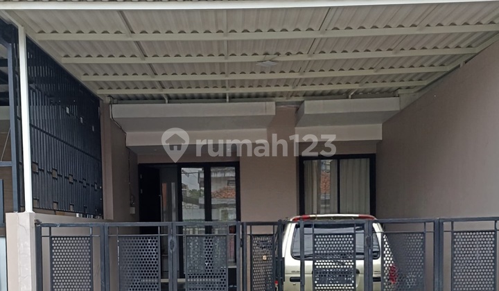 Nice Building Best Price !! Lebak Arum House Ready to Negotiate SHM 2 Floors Minimalist Near Kenjeran 1