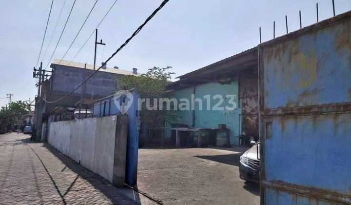 Simorejo Sari Sukomanunggal Warehouse Near Margomulyo