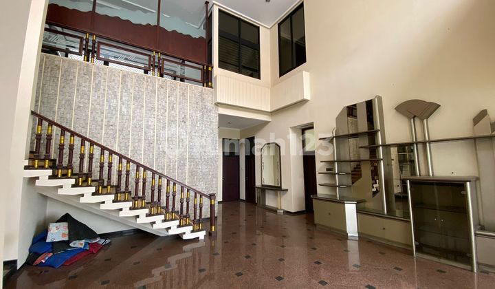 Rumah Bagus Pusat Kota Surabaya di Jalan Argopuro Dekat Jalan Tidar, Diponegoro, Tunjungan, Dupak 2