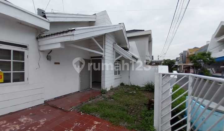 Rumah Wisma Permai Siap Nego Dekat Galaxy Mall Pakuwon City 2