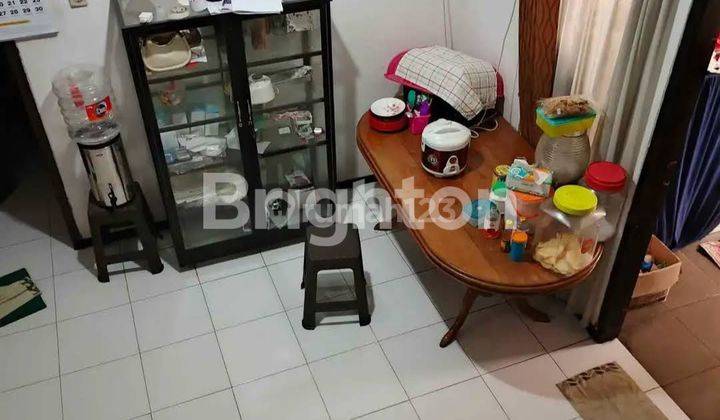 Rumah 2 lantai Siap Huni Kebraon Permai Strategis dekat Wiyung Citraland  2