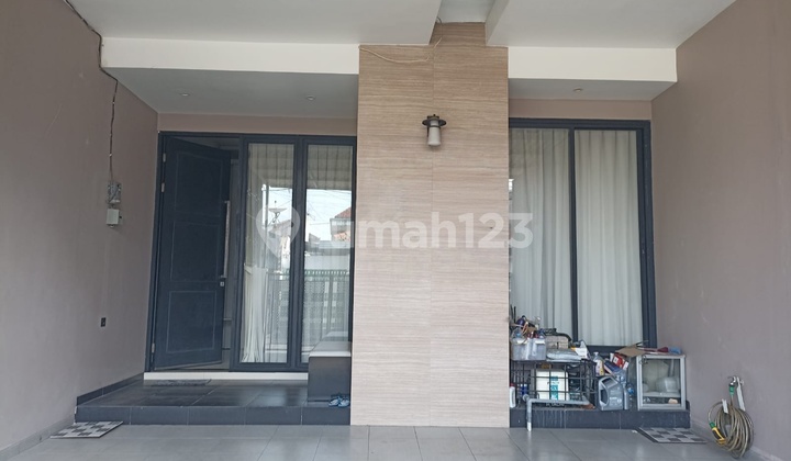 Nice Building Best Price !! Lebak Arum House Ready to Negotiate SHM 2 Floors Minimalist Near Kenjeran 2