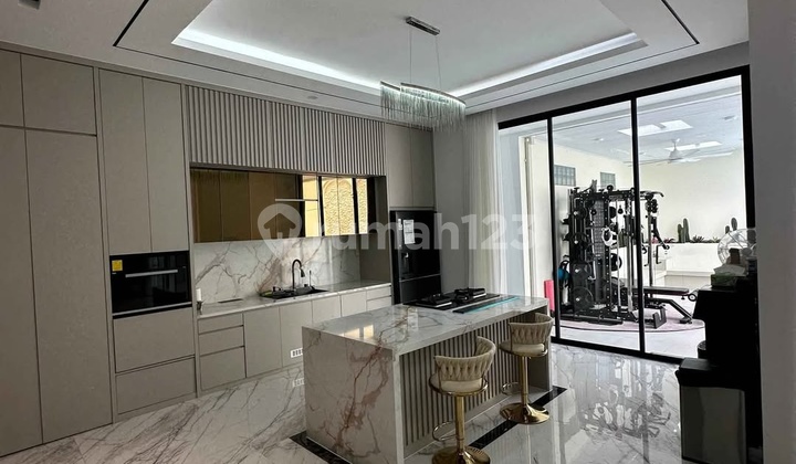 Rumah Mewah Plus Kost di Veteran Bintaro Jakarta Selatan