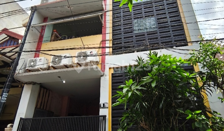 Investasi Rumah Kos Putra Semolowaru Dekat Kampus, Merr Pusat Kota Surabaya Investasi Rumah Kos Putra Semolowaru Dekat Kampus, Merr Pusat Kota Surabaya