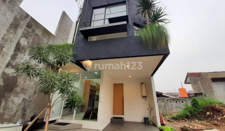 Rumah Modern Dengan Sentuhan Kehidupan Mewah di Linaya Ciputat 1