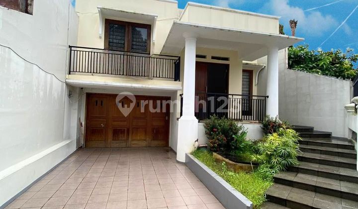 Comfortable 2-Story House Complete with Garden &amp; Move-In Ready in Pangkalan Jati