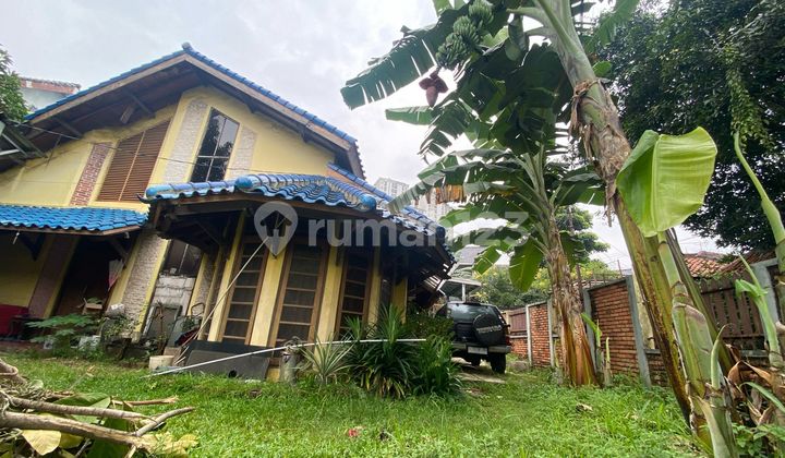 Move-in ready house near Brigif toll road in Cinere. 2