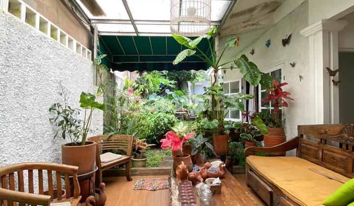 Rumah Luas 266M2 di Cirendeu 1 Lantai Asri & Terawat