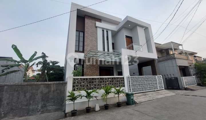 Ready-to-Occupy House in Pancoran Mas, Meruyung Ready-to-Occupy House in Pancoran Mas, Meruyung