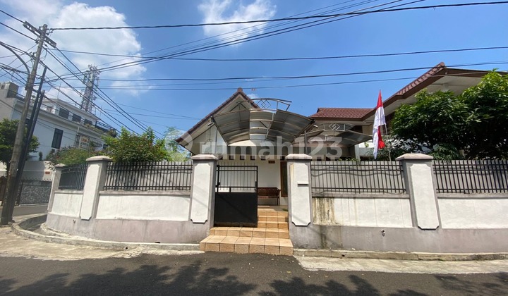 Rumah lokasi strategis di Radio Dalam dekat PIM Rumah lokasi strategis di Radio Dalam dekat PIM