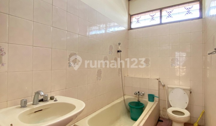 Rumah di Cinere Blok A – Lokasi Strategis, Hadap Timur & Selatan! 2