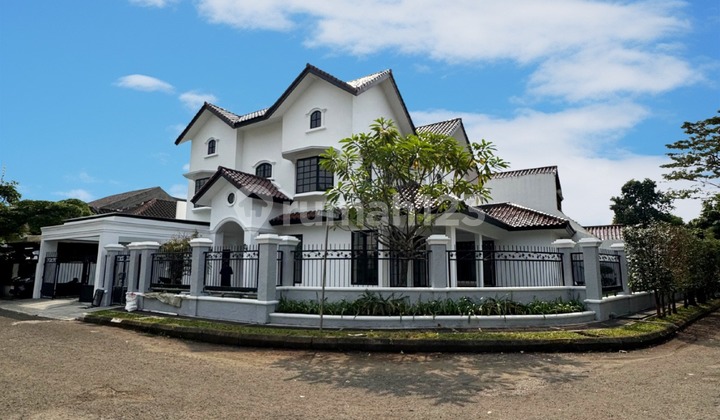 Resort-Style Residence in Complex Near MRT Lebak Bulus