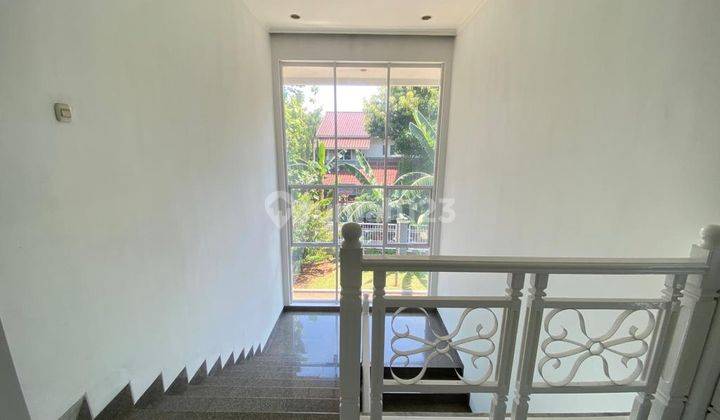 Rumah Modern Lokasi Strategis di Lebak Bulus  11