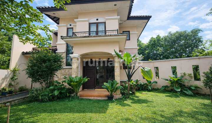 Best Deal Spacious Garden House in a Strategic Complex in Cinere