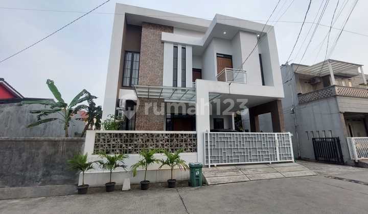 Ready-to-Occupy House in Pancoran Mas, Meruyung 2