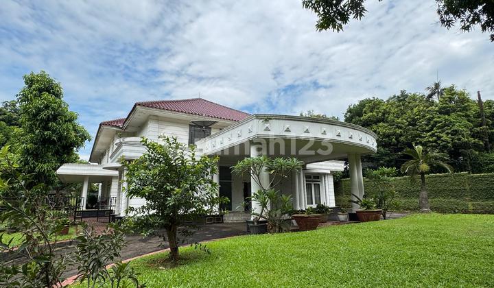 Classic Style Luxury House in Pondok Labu – Margasatwa, South Jakarta 1