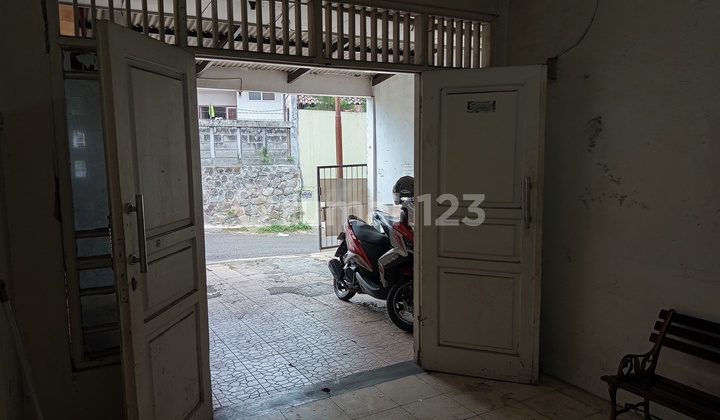 Former Confectionery House with Equipment in Cimahi, Cimindi Former Confectionery House with Equipment in Cimahi, Cimindi