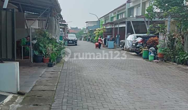 For Rent: House in Cempaka Hijau Andir Pajajaran Complex, Fully Furnished