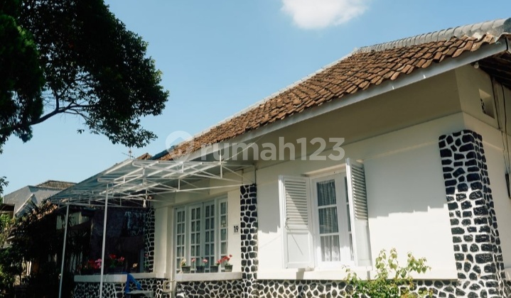 Di Jual Rumah Bangunan Clasik Lokasi Terbaik Sayap Riau 2