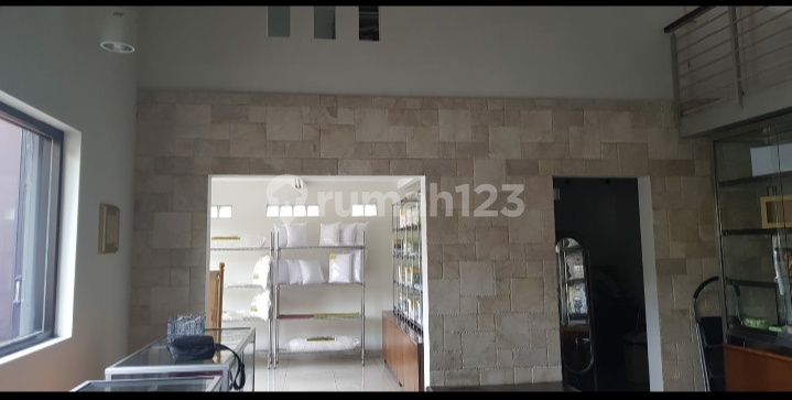 Di Jual Cepat Rumah Kantor Cocok Untuk Usaha Lokasi Strategis 2