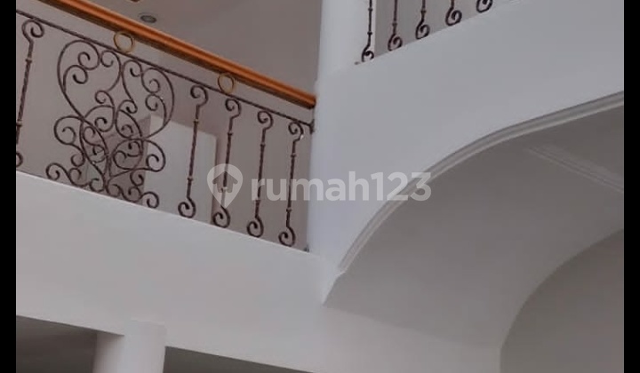 Di Jual Rumah Bangunan Modern Lokasi Di Sayap Dago Bandung Utara 2 Lantai Di Jual Rumah Bangunan Modern Lokasi Di Sayap Dago Bandung Utara 2 Lantai