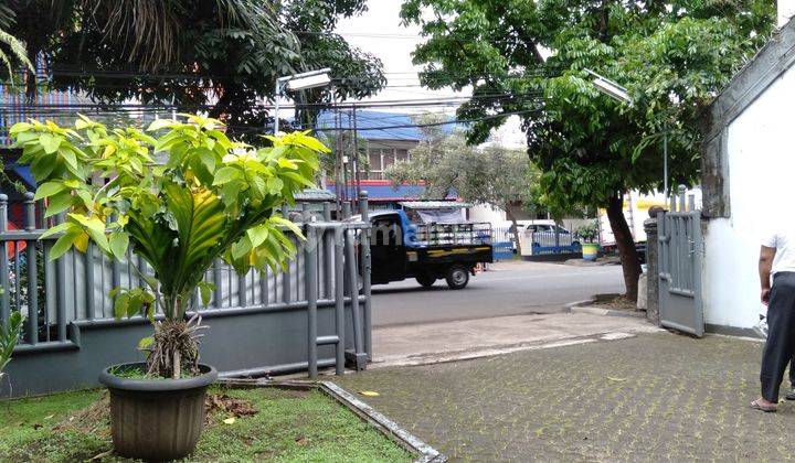 Di jual rumah bangunan klasik lokasi di Jalan Raya Moch Toha Bandung  2