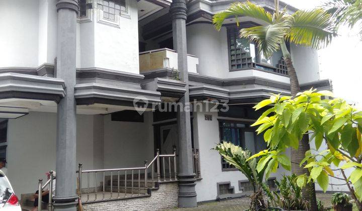 Di jual rumah bangunan klasik lokasi di Jalan Raya Moch Toha Bandung  2