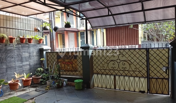 At Bonus Furnished House Best Location Turangga 2