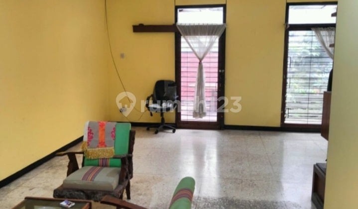 Di Jual Cepat Rumah Bangunan Satu Lantai Lokasi Dago Raya 2