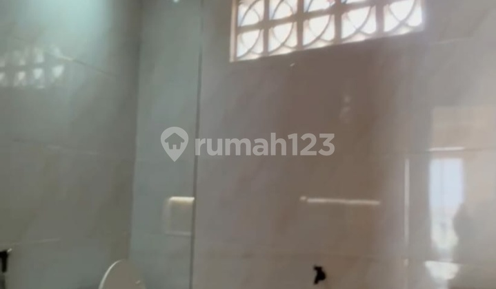 Di Jual Rumah Bangunan Minimalis Lokasi Sayap Bkr 2