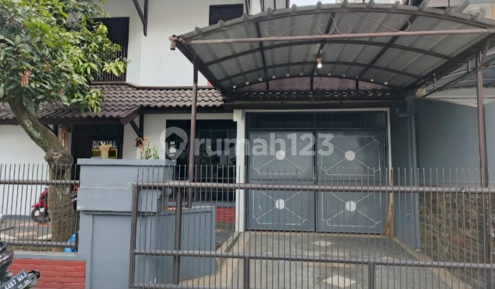 For Quick Sale, House at Low Price, Best Location in Turangga. 2