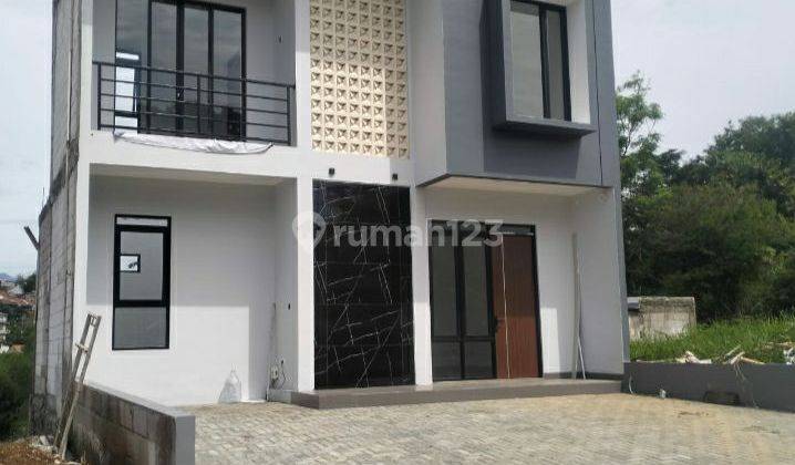 Di Jual Rumah Gress Lokasi Cikutra 2