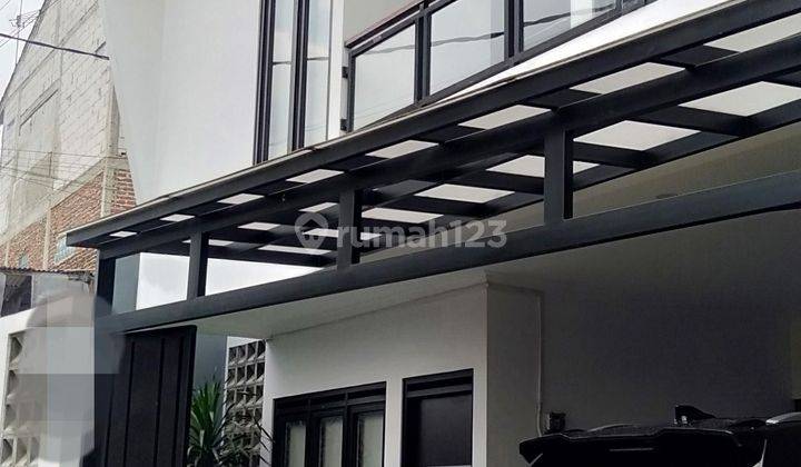 Di Jual Rumah Bangunan Baru Plus Furnish Lokasi Cigadung  1