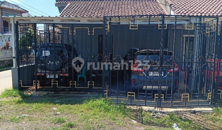 Di Jual Cepat Dua Unit Rumah Bangunan Bagus Terawat Lokasi Rancamanyar Cibaduyut