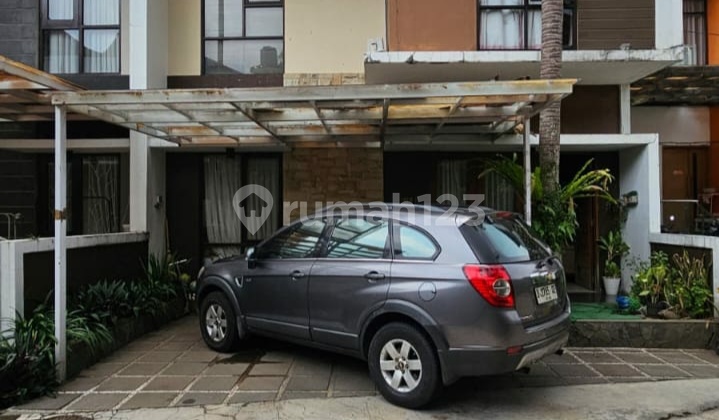 Di Jual Cepat Rumah Bangunan Bagus Terawat Lokasi Komplek Vrp Gegerkalong