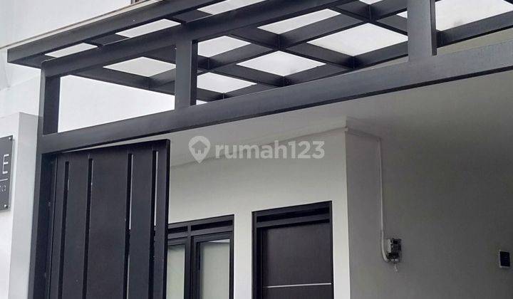 Rumah Gress Di Jual Plus Furnish Lokasi Area Cigadung  1